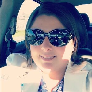 Meet your Posher, Kara